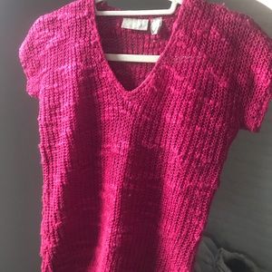 Vintage knit V-neck sweater in Bright Pink💕